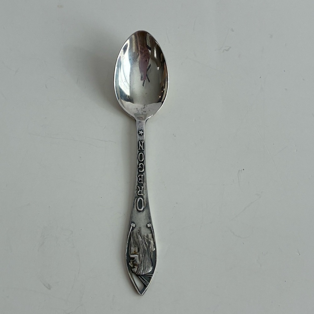 Vintage Oregon State Demitasse Spoon Collectible Souvenir Sterling Silver 10g